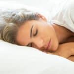 Ménopause et sommeil : ce que la sophrologie peut vous apporter