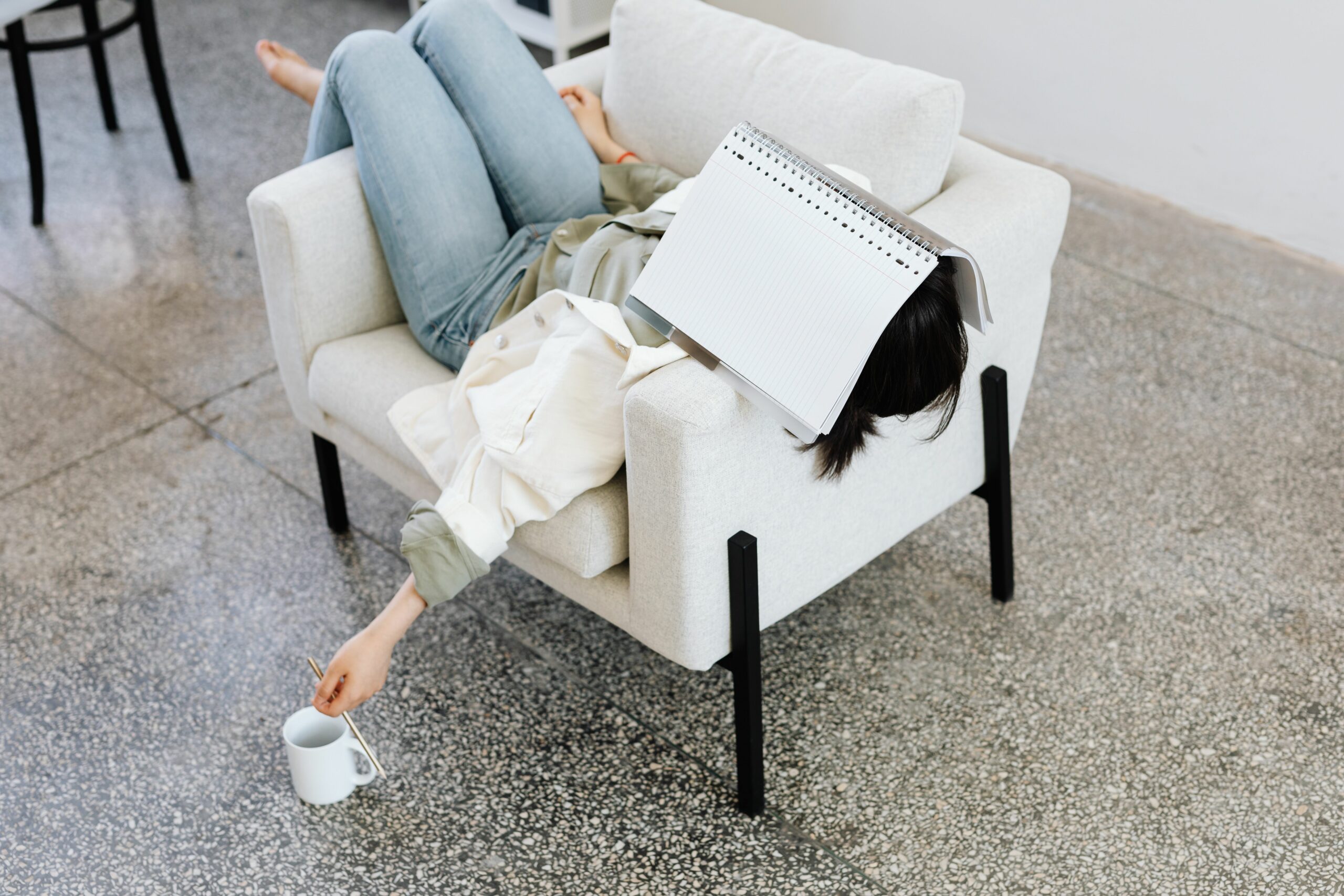You are currently viewing Douleurs chroniques et fatigue : apprendre à respecter son rythme sans culpabiliser